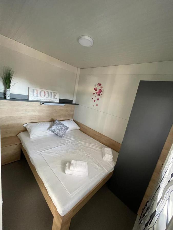 H&S Mobile Home Privlaka  Extérieur photo